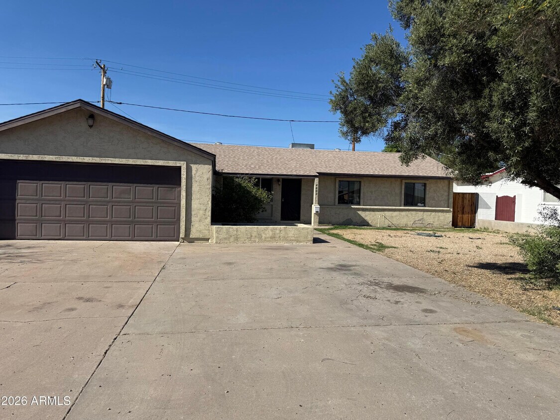 Foto del edificio - 4002 West Myrtle Ave