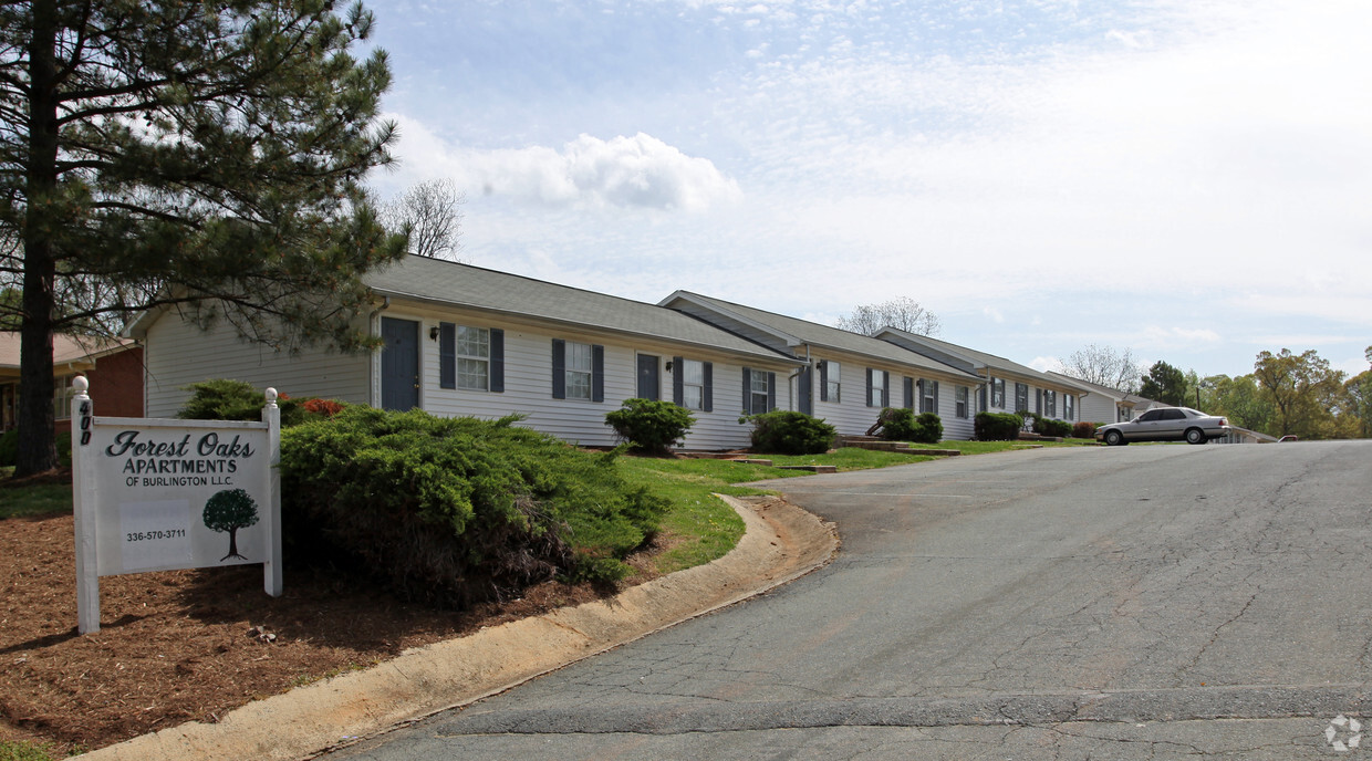 Primary Photo - Forest Oaks and Forest Lane Apartments