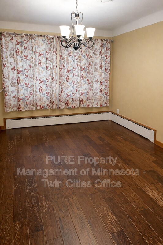 Foto del edificio - 30630 Broadway St N