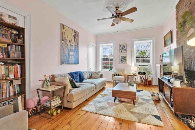 Building Photo - 383 5th St