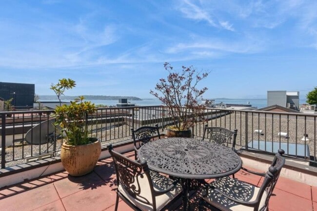 Building Photo - 1 bedroom in Seattle WA 98109