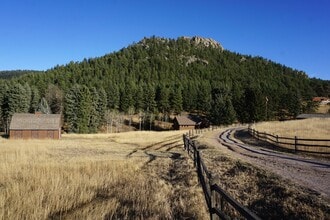 Building Photo - 6080 Kinney Creek Rd