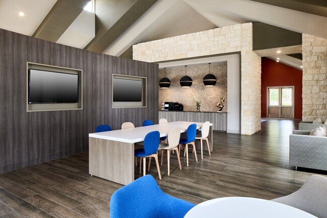Co-working Lounge - Bexley at WestRidge