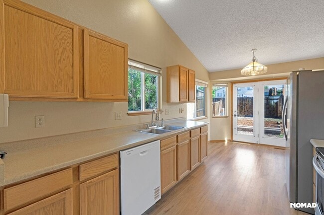 Building Photo - Charming 3BR House in Fountain near bases