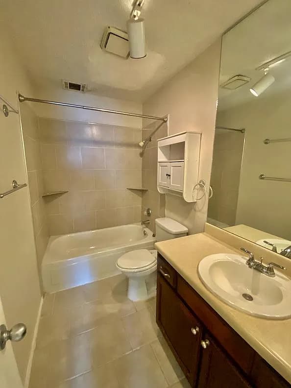 Bathroom - 11918 Metmora Ct