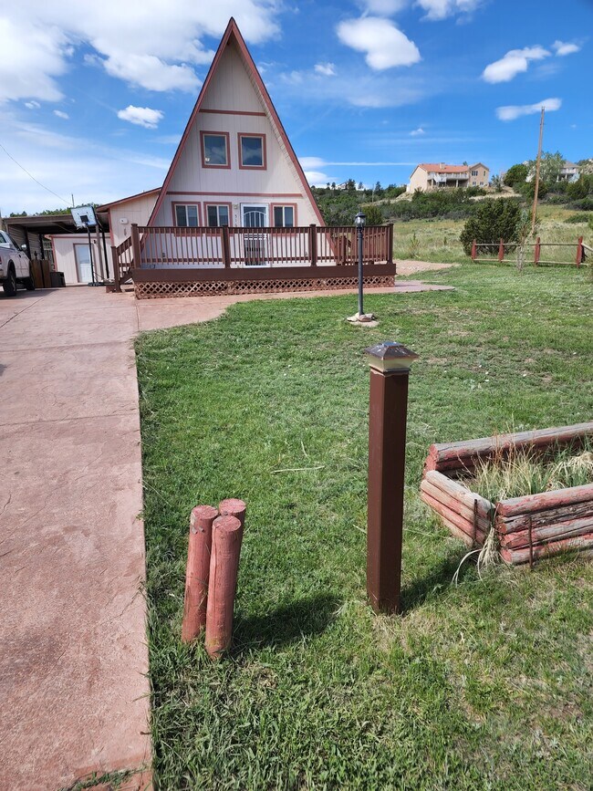 Building Photo - 5163 White Antelope Dr