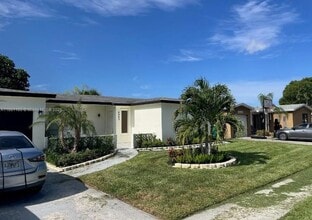 Building Photo - 6945 NW 5th Ct