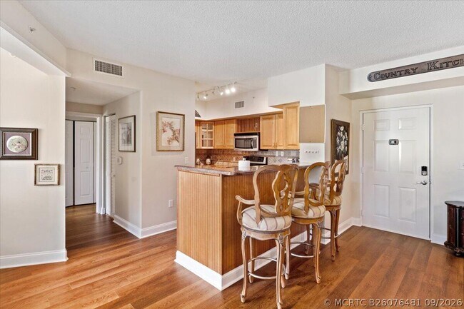 Foto del edificio - 11720 St Andrews Place