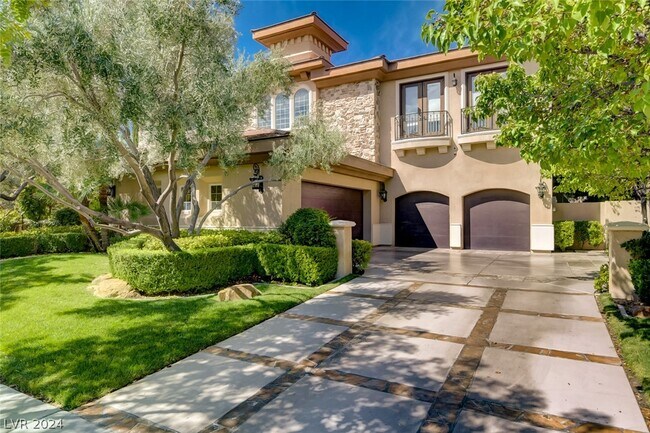 Building Photo - 405 Royalton Dr