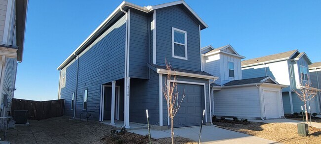 Building Photo - NEWLY BUILT 4 bedroom 2.5 Bath Single fami...