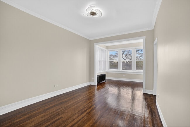 Building Photo - 1419 S Kedvale Ave
