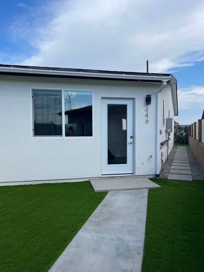 Foto del edificio - 448 Satinwood Way