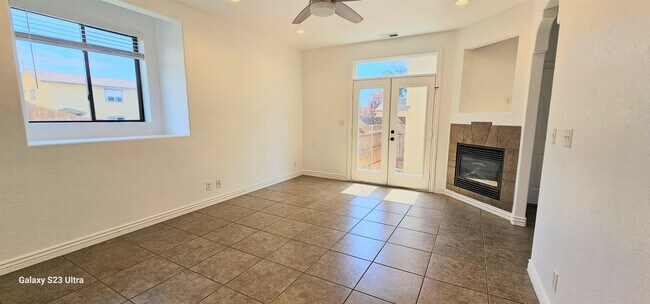 Foto del edificio - 1471 E Payton Wy
