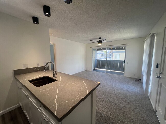 Foto del edificio - 1br/1ba/1pkg - Sun Rise