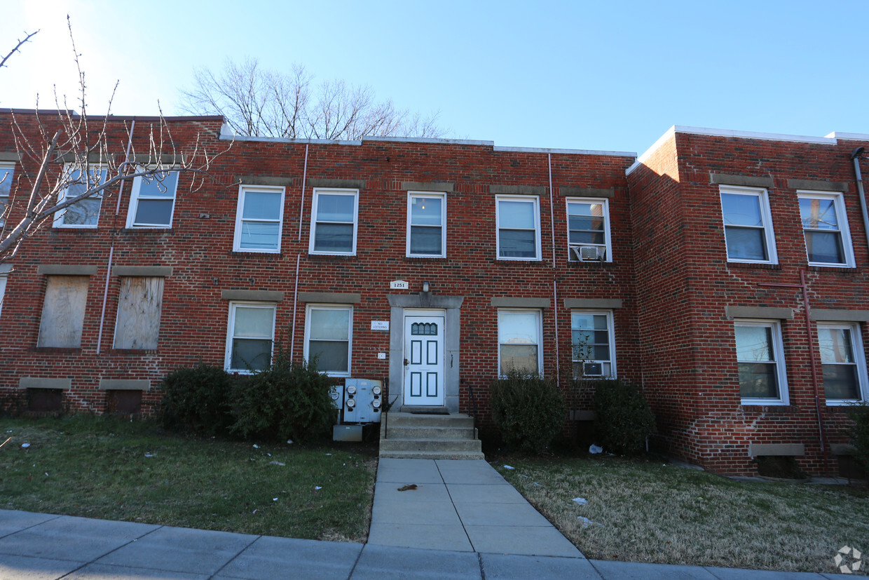 Building Photo - 1249-1251 Mount Olivet Rd NE