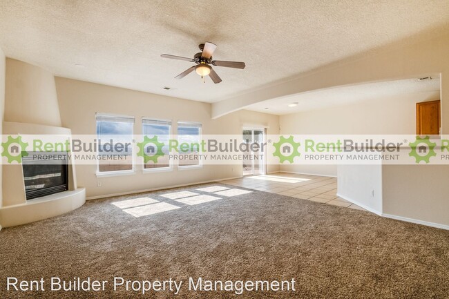 Building Photo - 4 br, 3 bath House - 1322 Mountain Vista D...