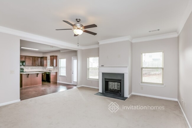 Building Photo - 2221 Village Trail Ct