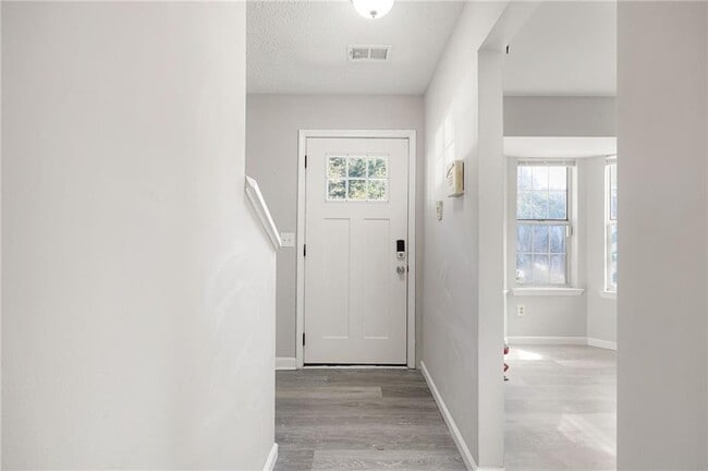 Building Photo - 1871 Grant Ct