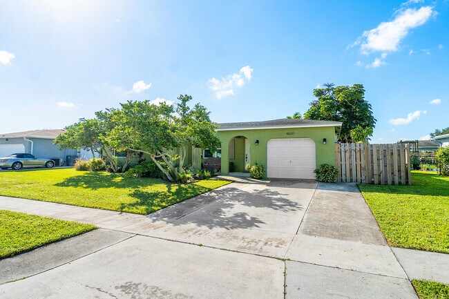 Building Photo - 4600 Baldric St