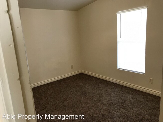 Building Photo - 3 br, 2 bath House - 1912 Fran Court