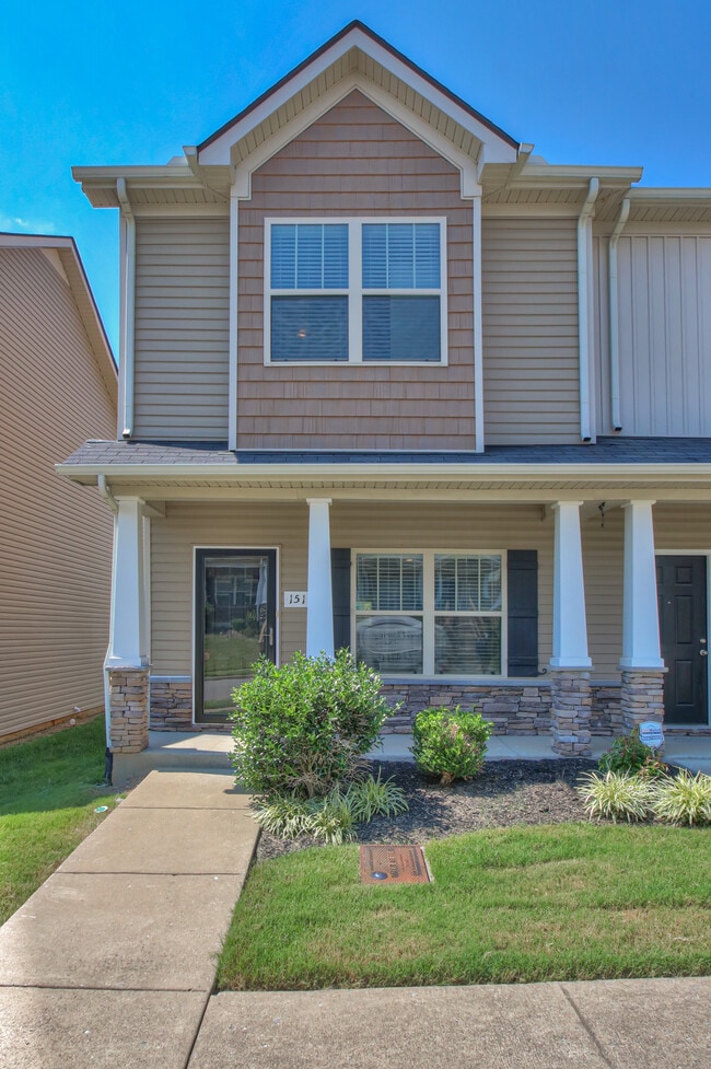 Front Patio - 1514 Sprucedale Dr