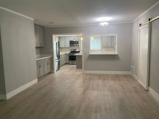 Foto del edificio - Newly Remodeled Home in East Sacramento