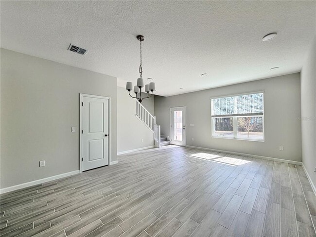 Foto del edificio - 15493 Bay Brg St