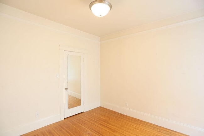 Foto del edificio - 312 20th Ave