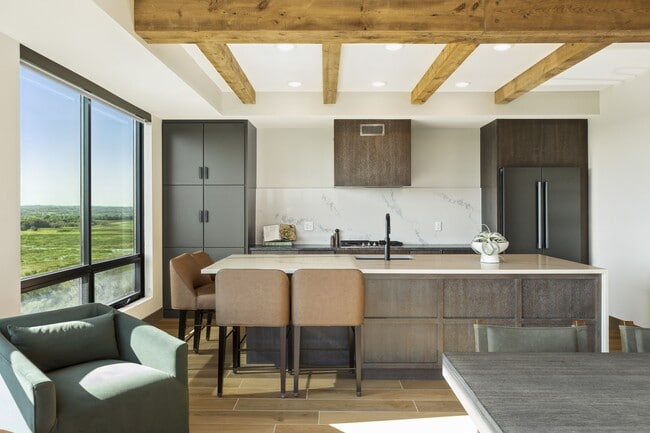 Building Photo - Risor of Bloomington 55+