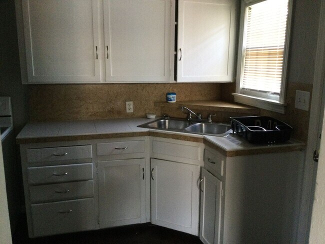 Foto del edificio - 1222 NW 95th St