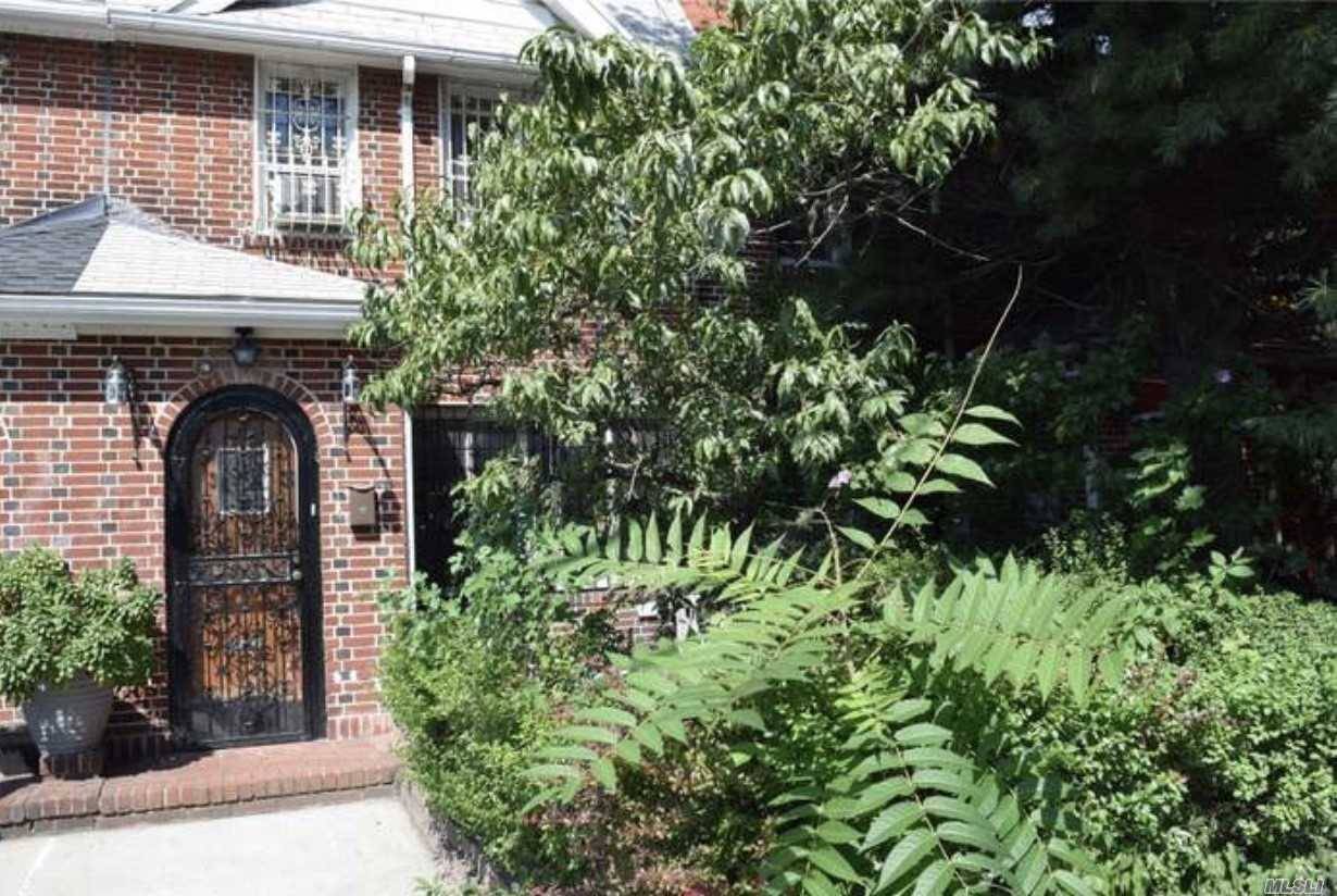 Primary Photo - 147-43 Hoover Ave