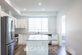Building Photo - 9478 Colak Ln SW