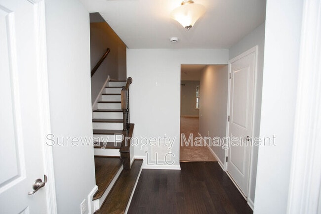 Building Photo - 186 Star Dr
