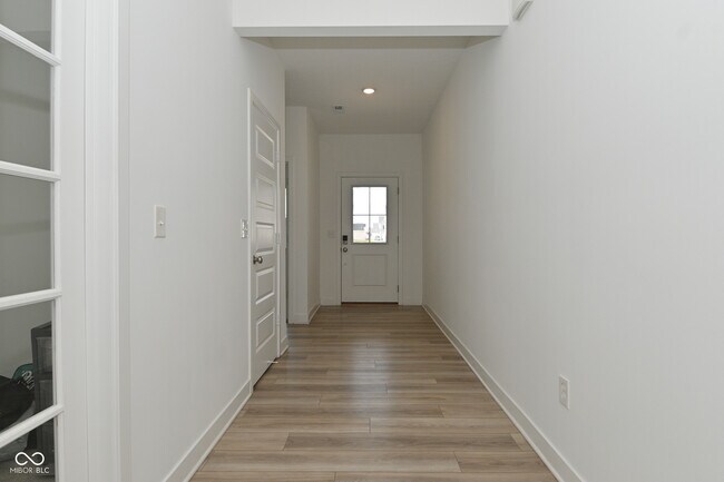 Foto del edificio - 7305 Sayers Rd