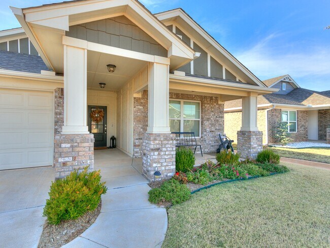 Building Photo - 15729 Potomac Dr
