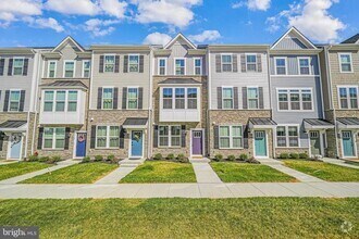 Building Photo - 4724 Torrey Ln