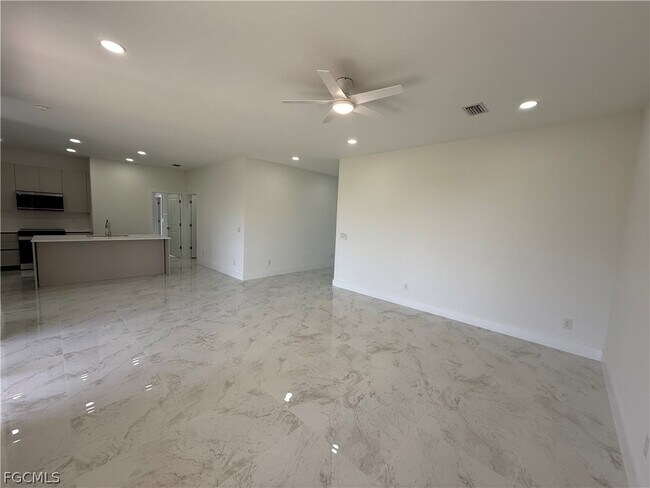 Foto del edificio - 1409 NW 21st Ct