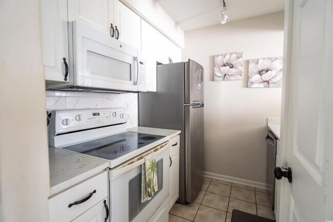 Foto del edificio - 4715 Cobblestone Dr