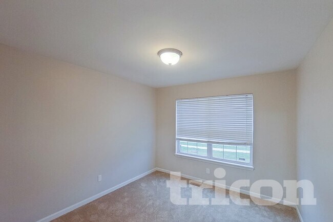 Foto del edificio - 310 Woodson Trail Dr