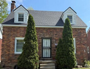 Building Photo - 4626 Bedford St