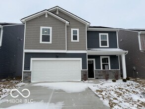 Building Photo - 3884 Sterling Dr