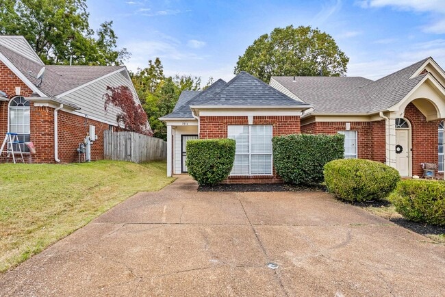 Building Photo - 7016 S Estacada Way