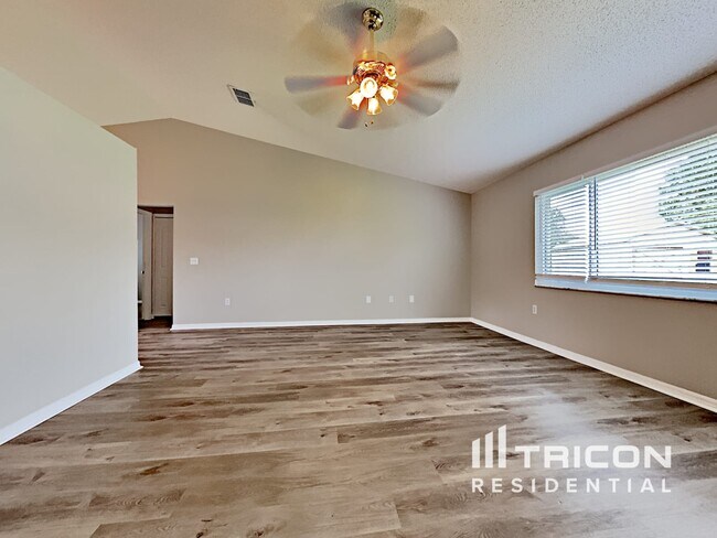 Building Photo - 3283 Dothan Ave