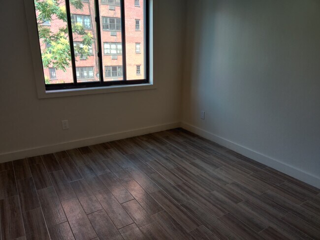 Foto del edificio - 89-14 163rd St