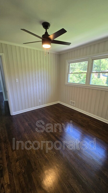 Foto del edificio - 3081 Glendale Ct