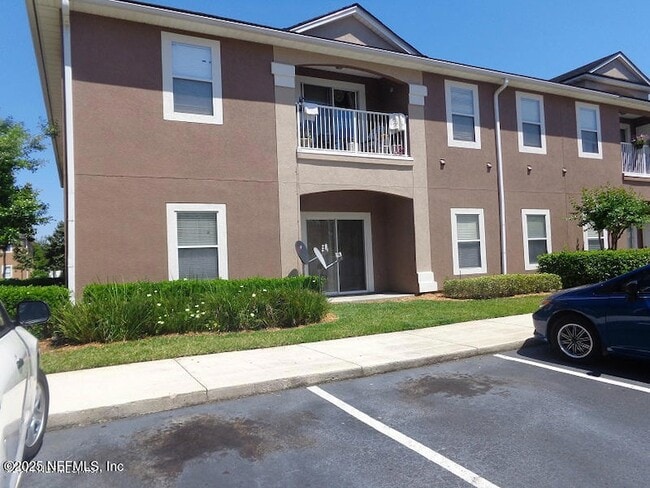 Building Photo - 9595 Amarante Cir