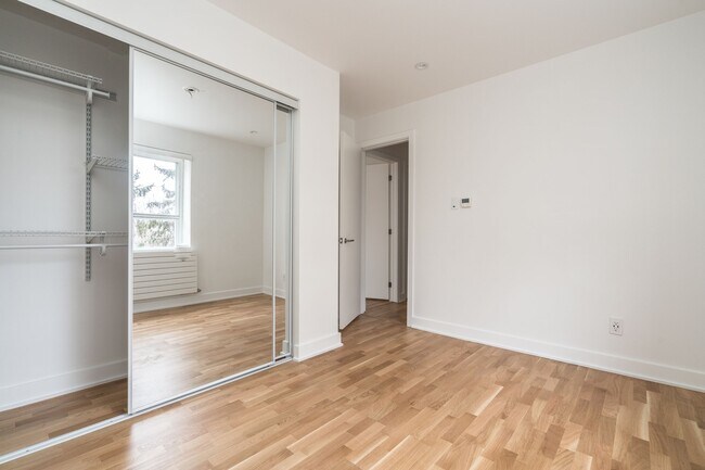 Photo du bâtiment - 39 Riverwood Pkwy