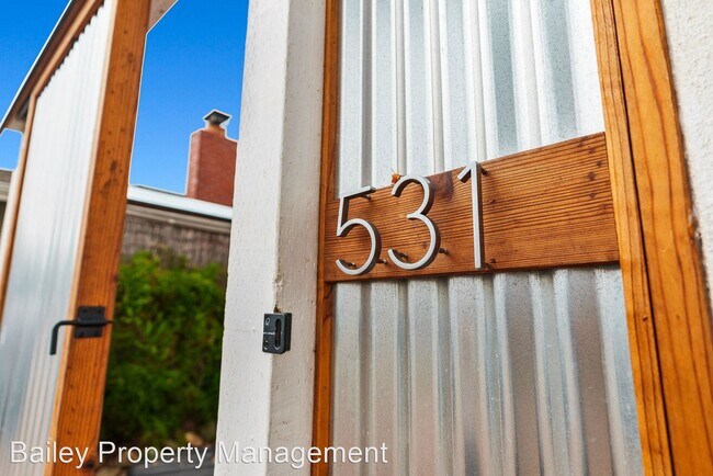 Building Photo - 3 br, 2 bath House - 531 Dufour St