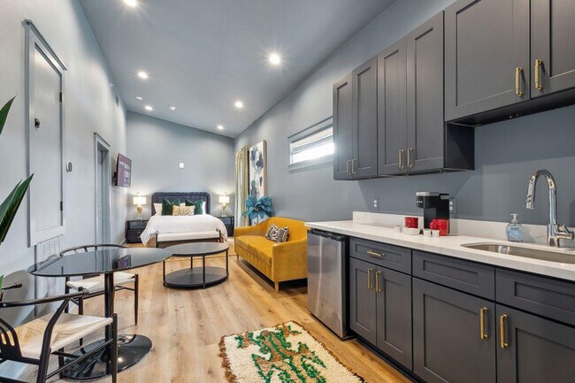 Foto del edificio - 1738 N Rampart St