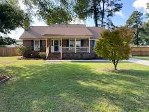 Building Photo - 463 Edenderry Way